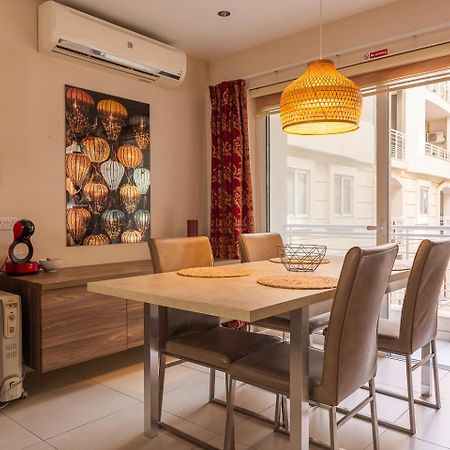 Balluta Bay Spacious Apt - 2Br Sliema Luaran gambar
