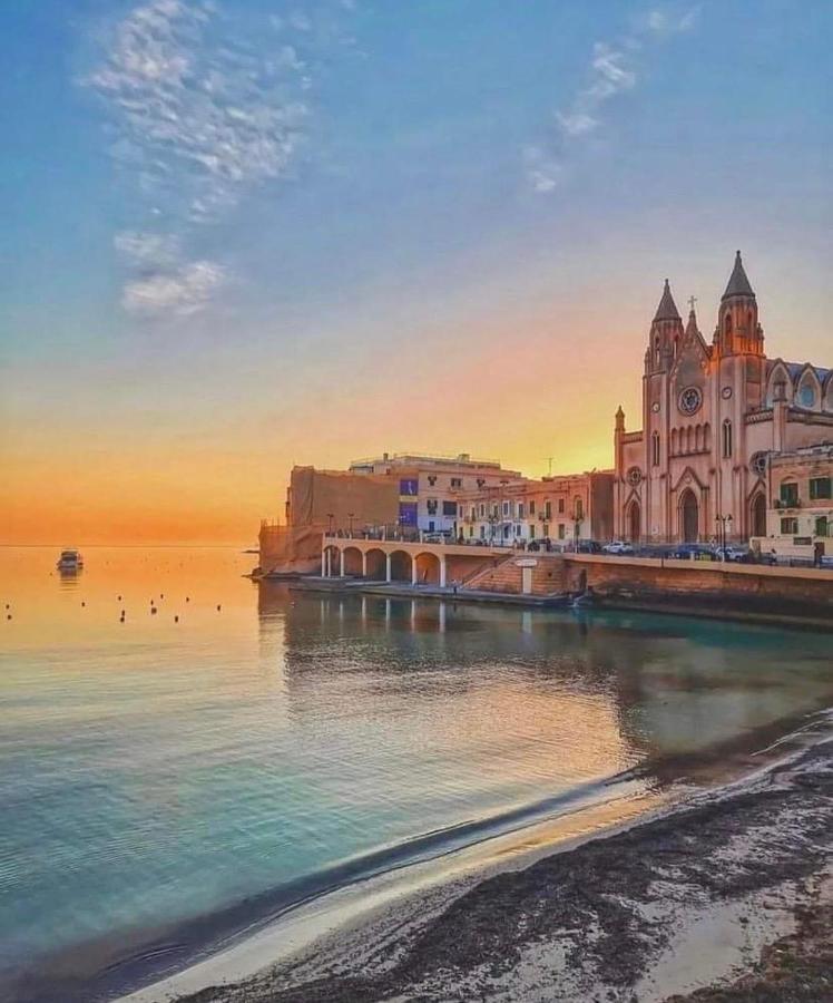 Balluta Bay Spacious Apt - 2Br Sliema Luaran gambar