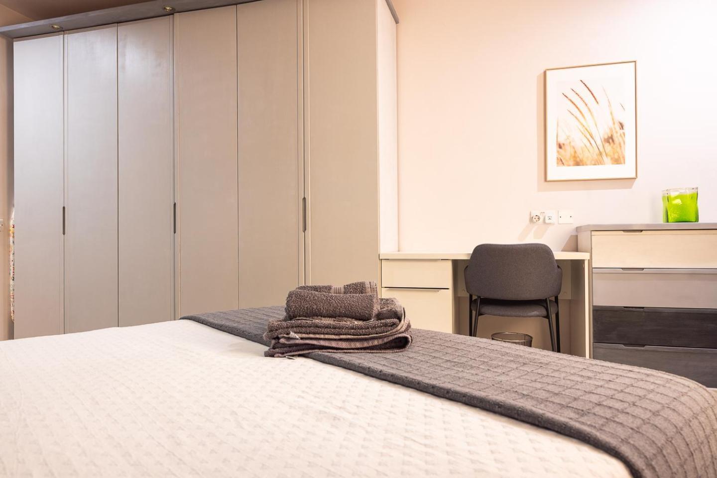 Balluta Bay Spacious Apt - 2Br Sliema Luaran gambar